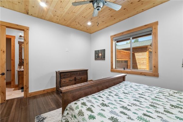 Bedroom, Interior, Recessed Lighting, Wooden Ceilings, Wood Texture Flooring