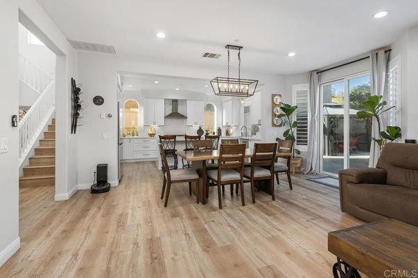 Dining room, Interior, Kitchen, Pendant Lights, Recessed Lighting, Wood Texture Flooring