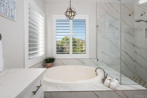 Bathroom, Interior, Marble Walls, Pendant Lights