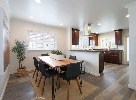 Dining room, Interior, Kitchen, Recessed Lighting, Wood Texture Flooring