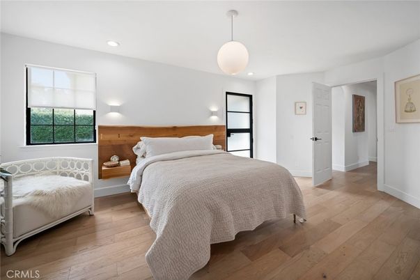 Bedroom, Interior, Pendant Lights, Recessed Lighting, Wood Texture Flooring