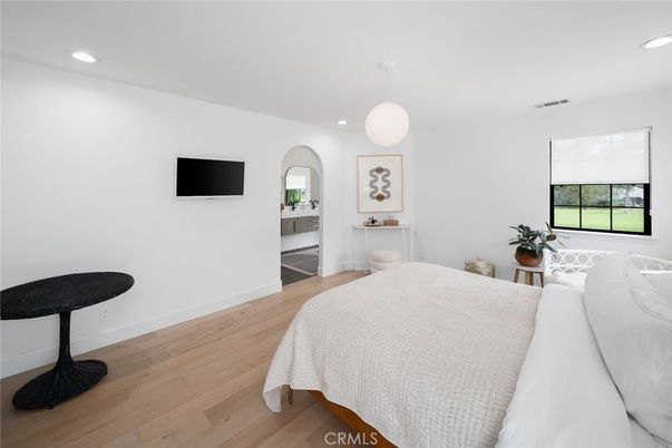 Bedroom, Interior, Pendant Lights, Recessed Lighting, Wood Texture Flooring