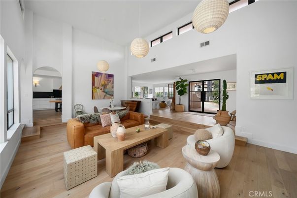 Interior, Living room, Pendant Lights, Wood Texture Flooring