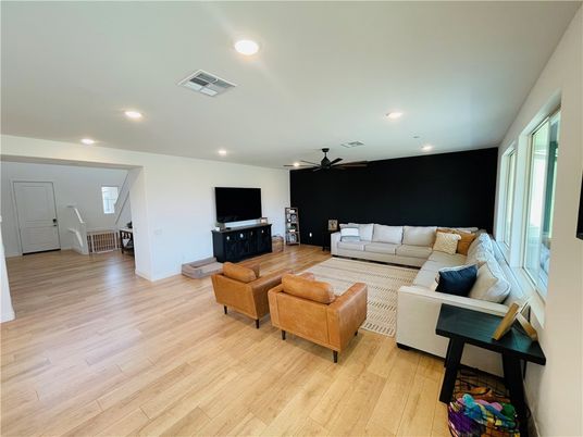 Interior, Living room, Recessed Lighting, Wood Texture Flooring
