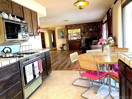 Dining room, Interior, Kitchen, Stone Walls, Tile Countertops, Wood Texture Flooring