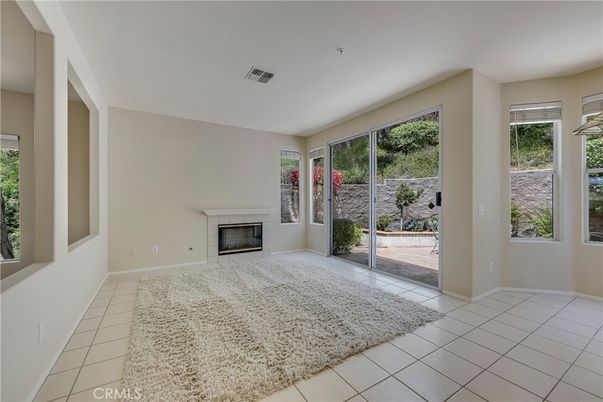 Empty room, Fireplace, Interior