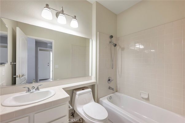 Bathroom, Interior, Tile Countertops