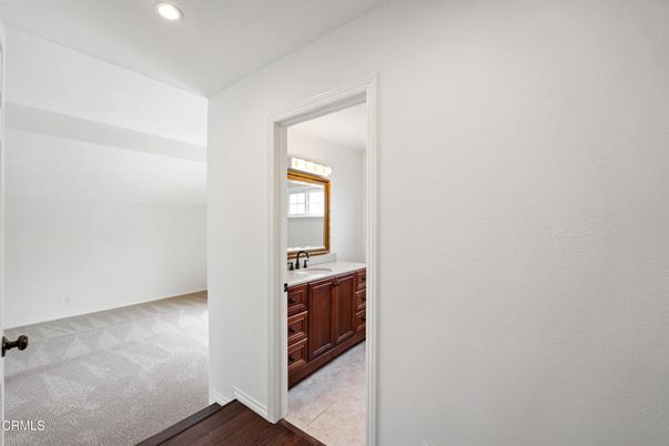 Bathroom, Interior, Recessed Lighting, Wood Texture Flooring
