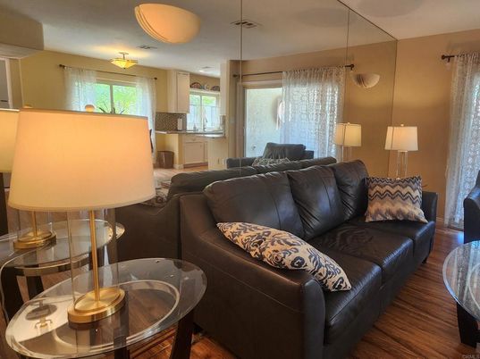 Interior, Living room, Pendant Lights, Wood Texture Flooring