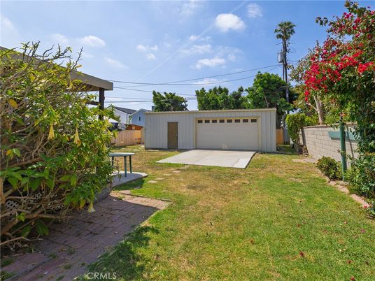 Backyard, Detached Garage, Exterior