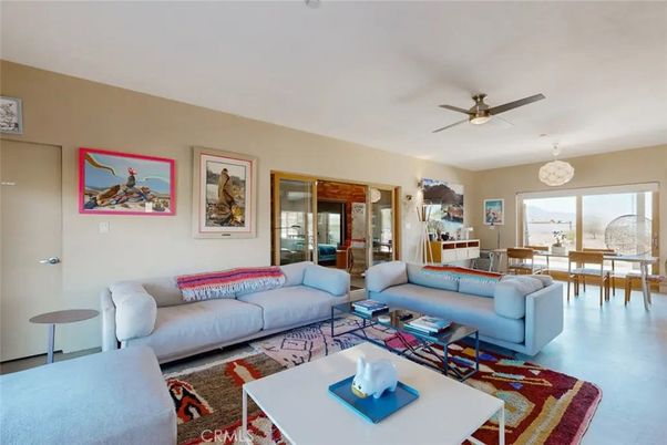 Chandelier, Dining room, Interior, Living room