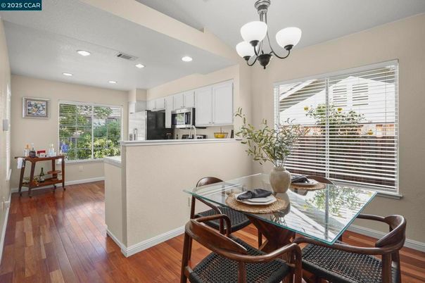 Chandelier, Dining room, Interior, Kitchen, Pendant Lights, Recessed Lighting, Wood Texture Flooring