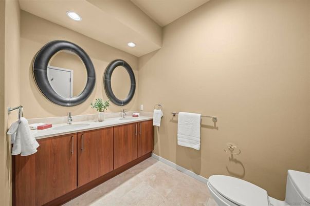 Bathroom, Dual Sink Vanities, Interior, Recessed Lighting