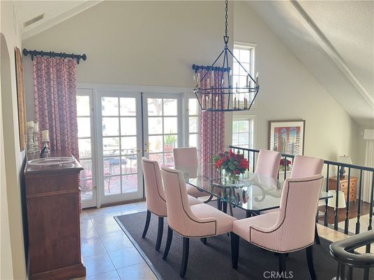 Chandelier, Dining room, Interior, Pendant Lights