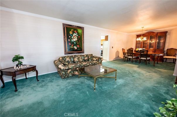 Chandelier, Dining room, Interior, Living room