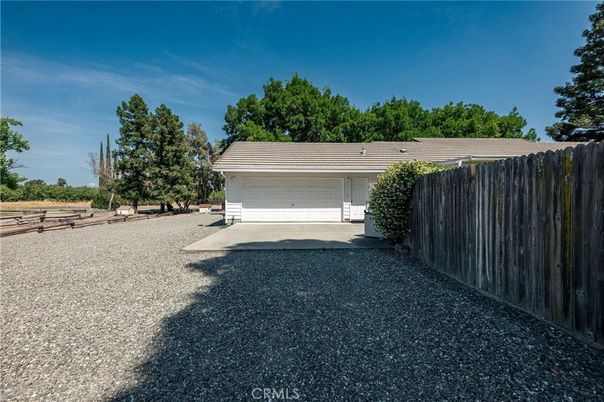 Backyard, Detached Garage, Exterior