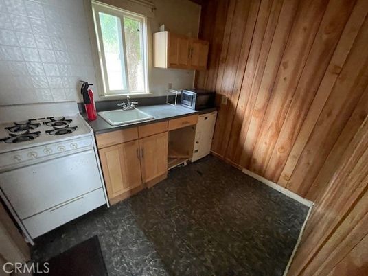 Interior, Kitchen, Wooden Walls