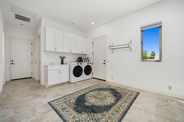 Interior, Recessed Lighting, Washer