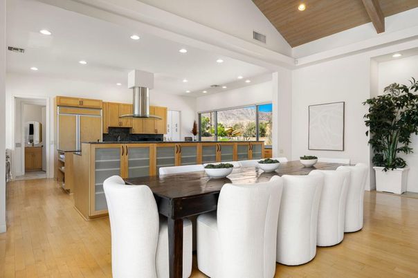 Dining room, Interior, Kitchen, Recessed Lighting, Stainless Steel Appliances, Wooden Beams, Wooden Ceilings, Wood Texture Flooring