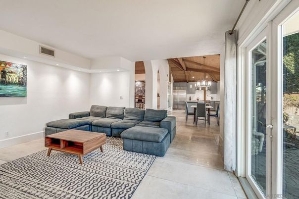 Dining room, Interior, Living room, Pendant Lights, Recessed Lighting, Wooden Beams, Wooden Ceilings
