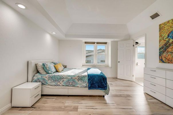 Bedroom, Interior, Recessed Lighting, Wood Texture Flooring