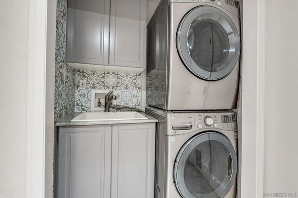 Interior, Utility Closets, Washer