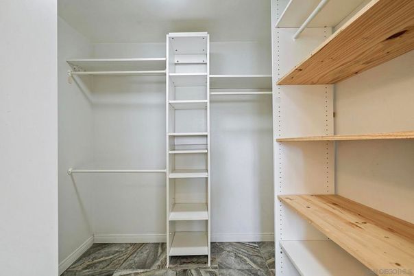 Interior, Walk-in Closets