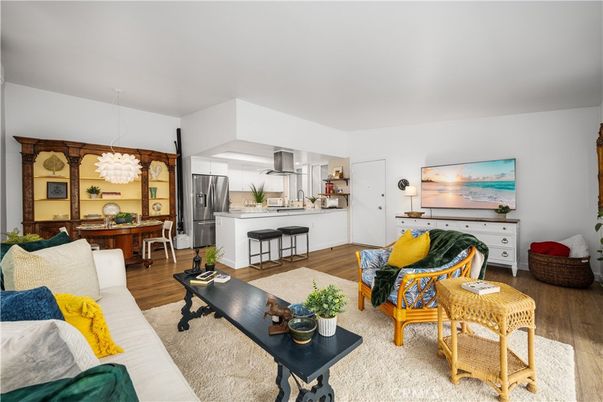Interior, Kitchen, Living room, Pendant Lights, Stainless Steel Appliances, Wood Texture Flooring