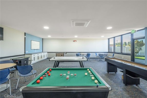 Billiard Table, Game Room, Interior, Recessed Lighting