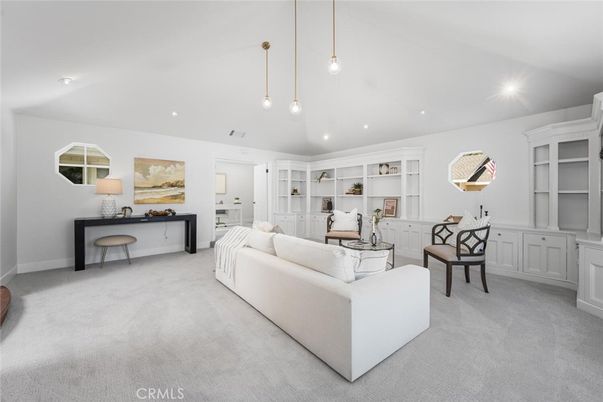 Interior, Living room, Pendant Lights, Recessed Lighting