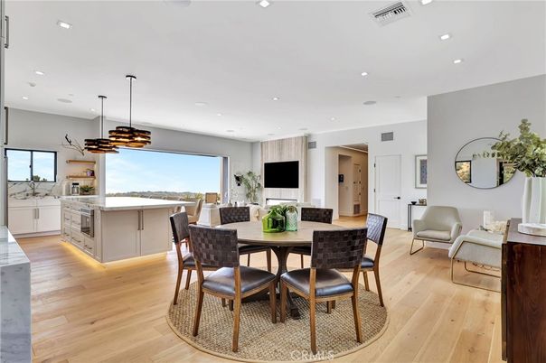 Dining room, Interior, Kitchen, Pendant Lights, Recessed Lighting, Wood Texture Flooring