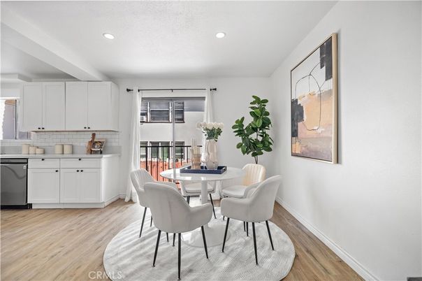 Dining room, Interior, Kitchen, Recessed Lighting, Wood Texture Flooring