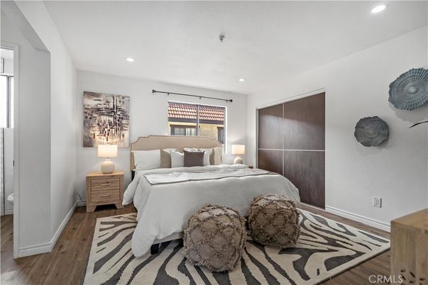 Bedroom, Interior, Recessed Lighting, Wood Texture Flooring