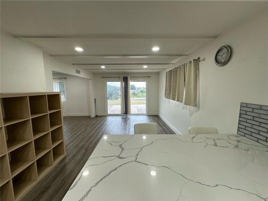 Interior, Recessed Lighting, Wood Texture Flooring