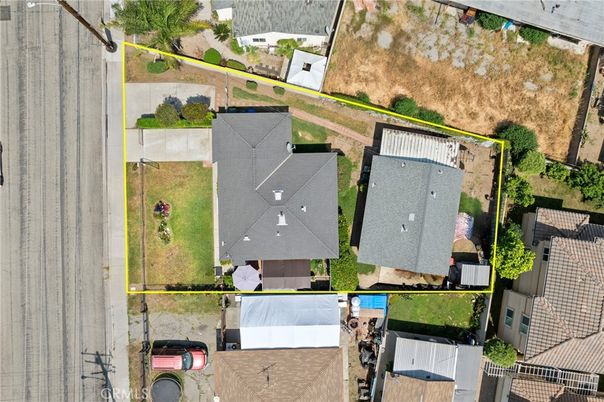 Exterior, Drone