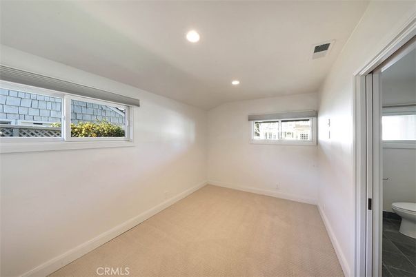 Bathroom, Empty room, Interior, Recessed Lighting