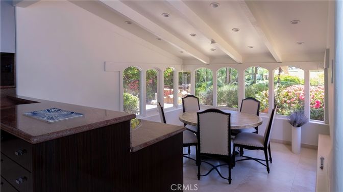 Dining room, Interior, Recessed Lighting