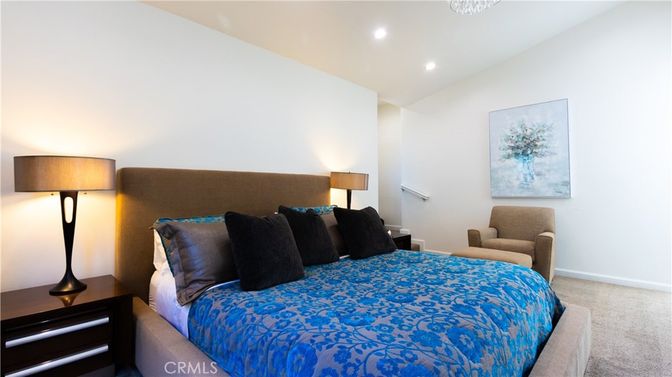 Bedroom, Interior, Recessed Lighting