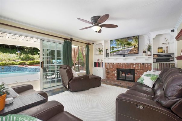 Fireplace, Interior, Living room