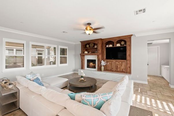 Fireplace, Interior, Living room