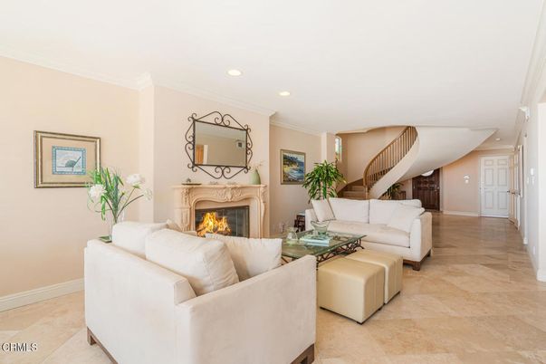 Fireplace, Interior, Living room, Recessed Lighting