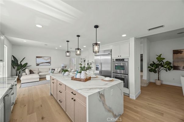 Interior, Kitchen, Living room, Pendant Lights, Recessed Lighting, Stainless Steel Appliances, Wood Texture Flooring