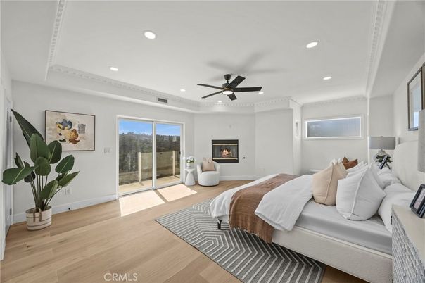 Bedroom, Fireplace, Interior, Recessed Lighting, Wood Texture Flooring