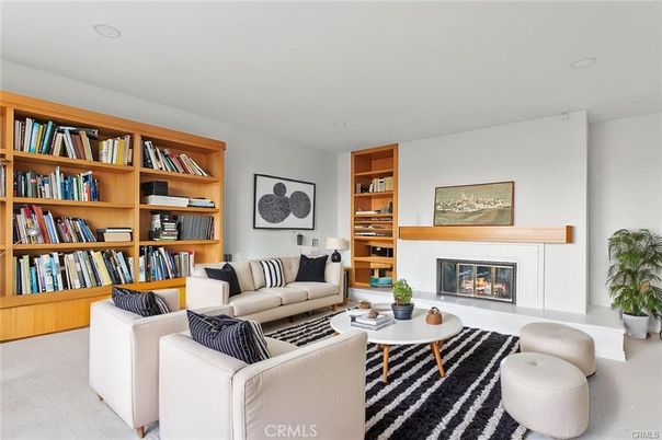 Fireplace, Interior, Living room, Recessed Lighting