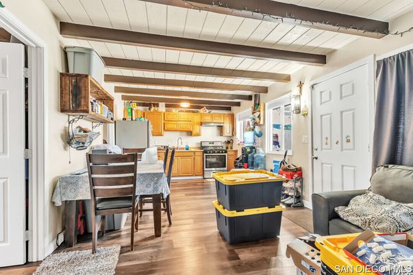 Dining room, Interior, Kitchen, Stainless Steel Appliances, Wooden Beams, Wood Texture Flooring