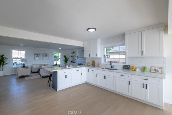 Interior, Kitchen, Living room, Recessed Lighting, Wood Texture Flooring