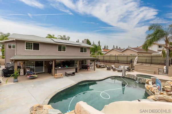 Exterior, Pool, Solar Panels