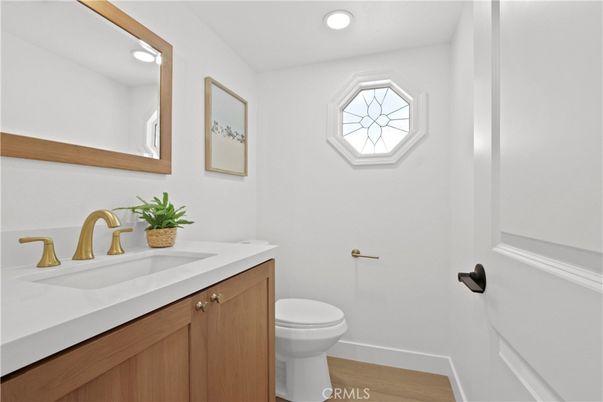 Bathroom, Interior, Recessed Lighting, Wood Texture Flooring