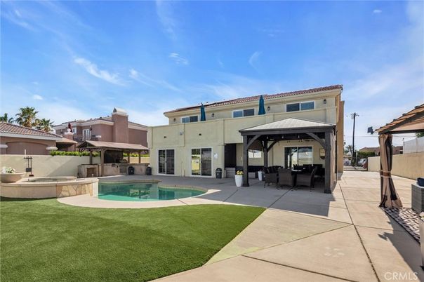 Backyard, Exterior, Pool