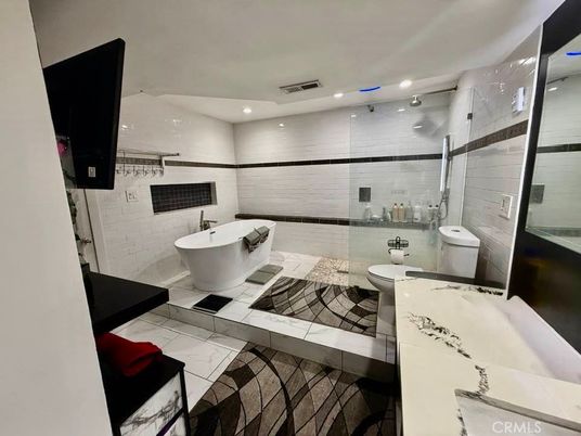 Bathroom, Free Standing Baths, Glass Shower, Interior, Recessed Lighting